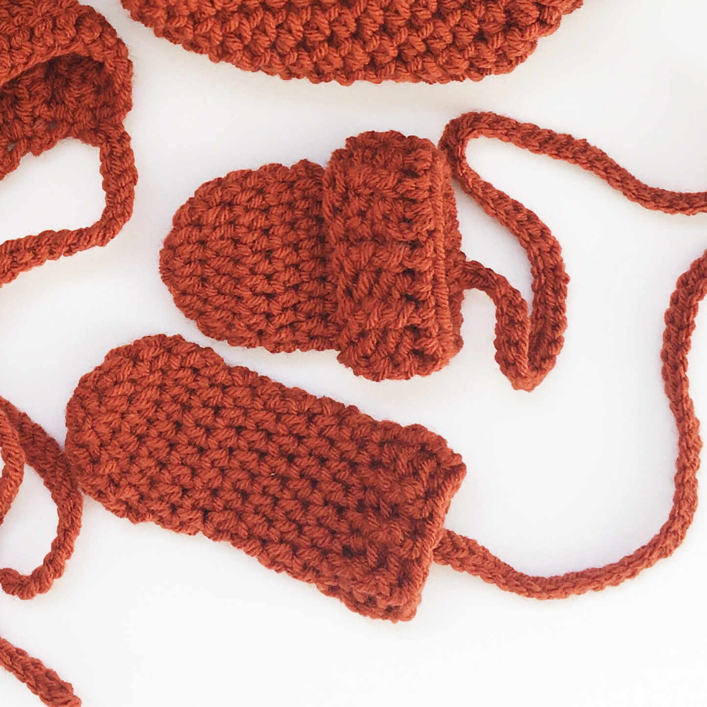 Vintage style Mittens on a string